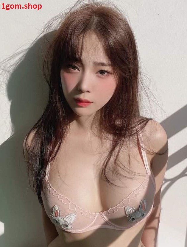 Ảnh gái xinh mặc bikini sexy