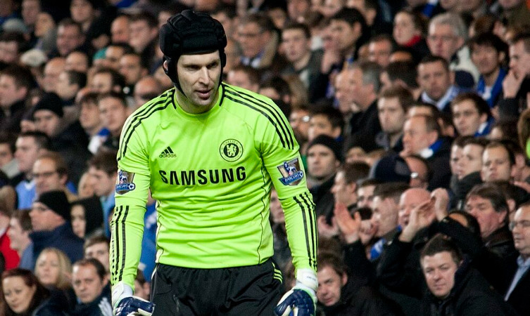 Petr Čech - tượng đài huyền thoại của Chelsea